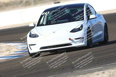 media/Nov-08-2025-Speed Ventures (Sat) [[1c7a6332f5]]/TC B/Session 3 (Turn 1)/